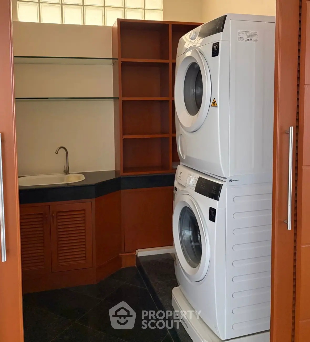 Screenshot 2569-01-28 at 14.40.49.jpg