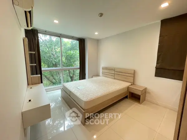 image_rental-26704866