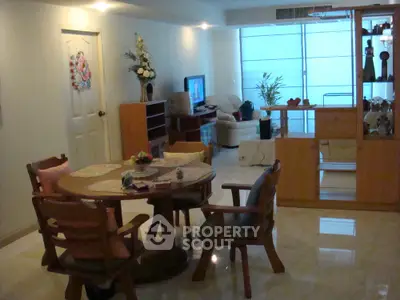  2 Bedrooms Condo at Supalai Park Phaholyothin-2