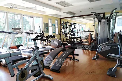 lumpini_center_sukhumvit_77_61fe52417ae47.jpg