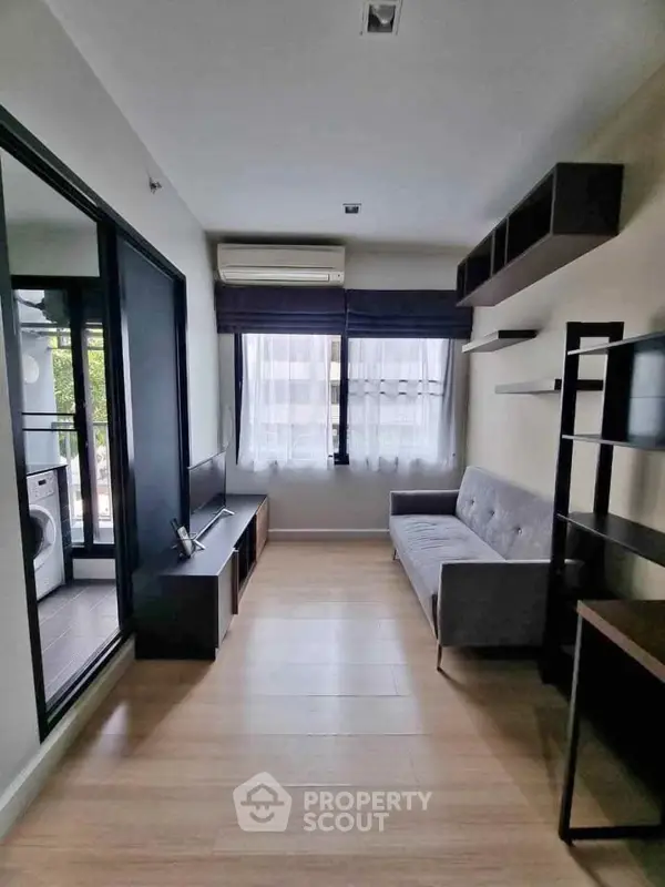 image_rental-31003053