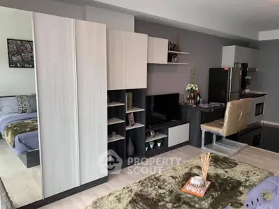 Fully Furnished 1 Bedroom Condo at Estabe Phahonyothin 18-4