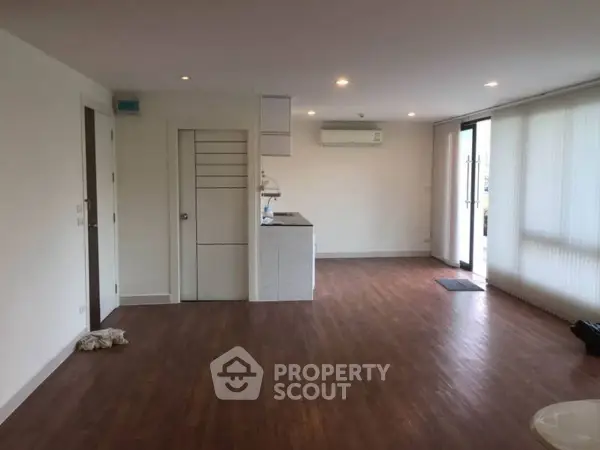 image_rental-29753905