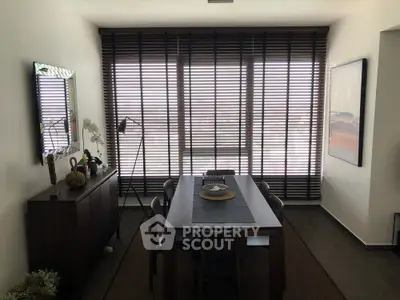 2 Bedrooms Condo at The Lofts Ekkamai-2