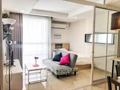  2 Bedrooms Condo -3