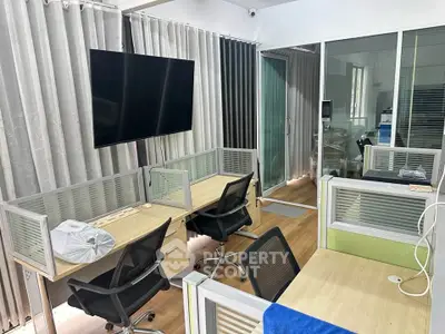 image_rental-29801932