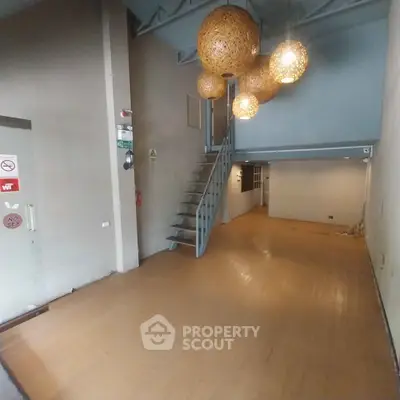 image_rental-29372723