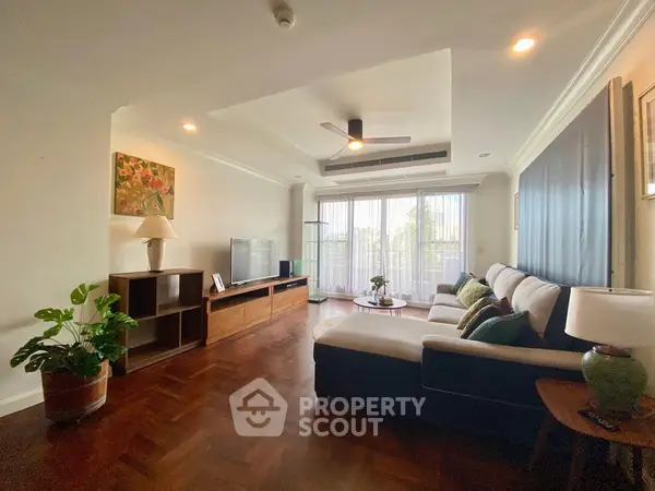 image_rental-20300272