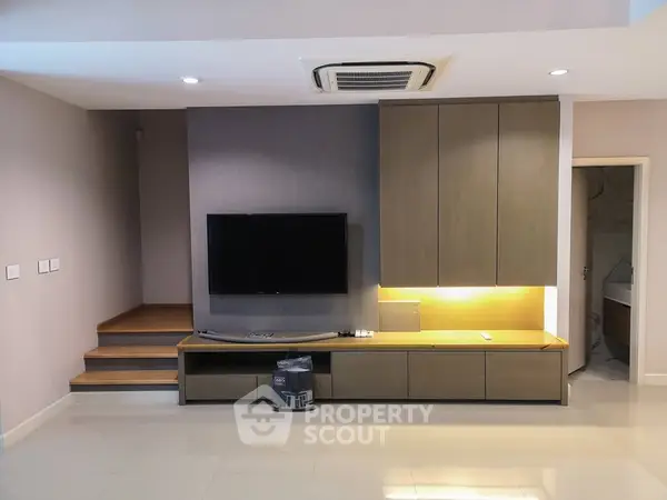 image_rental-27250032