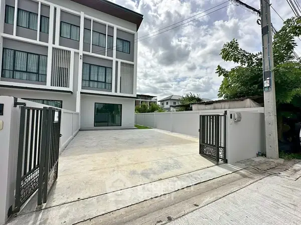 image_rental-31128215