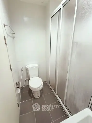 1896494-3-Photoroom.png