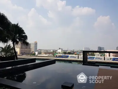 Fully Furnished 2 Bedrooms Apartment at The Parkland Taksin Thapa-4