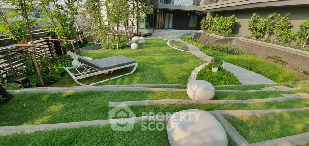  1 Bedroom Condo at Centric Ratchayothin-1