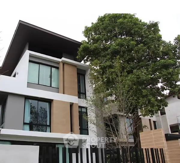 image_rental-30509623