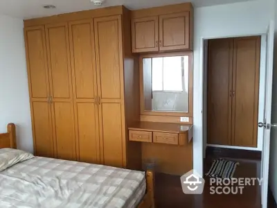  1 Bedroom Condo at Monterey Place Sukhumvit 16-3