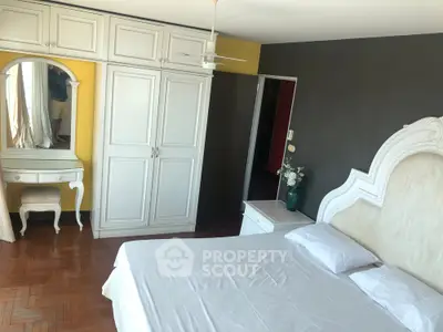  3 Bedrooms Condo at Modern Home Tower Condominium-10