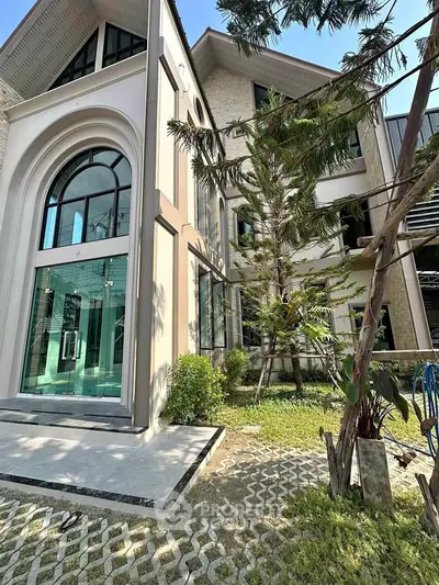 image_rental-30992819