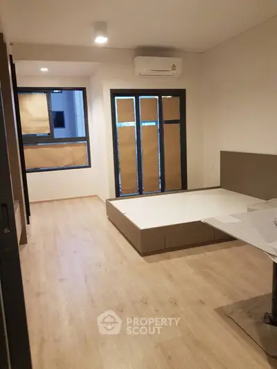 1 Bedroom Condo at Ideo Sathorn Wongwian Yai-2