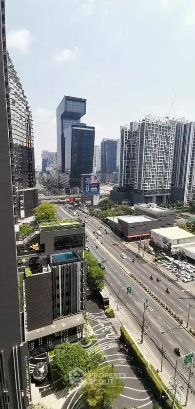  1 Bedroom Condo at Chewathai Residence Asoke-2