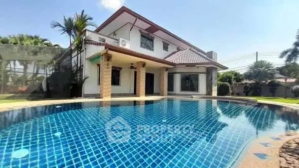 Luxurious villa with stunning pool and modern architecture