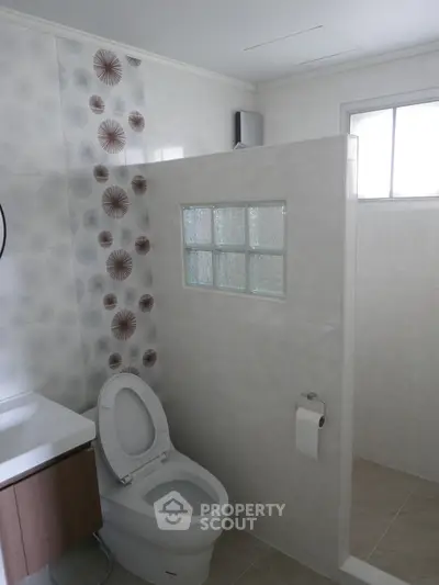 2 Bedrooms Condo at The Waterford Rama 4-4