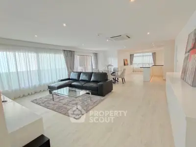 Fully Furnished 2 Bedrooms Condo at Silom Condominium-9