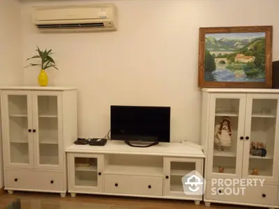  2 Bedrooms Condo -4