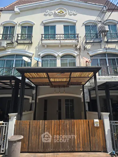 image_rental-28581289