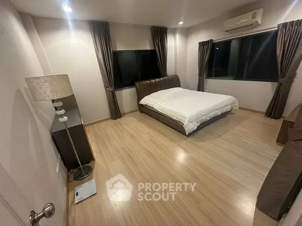 image_rental-31036096