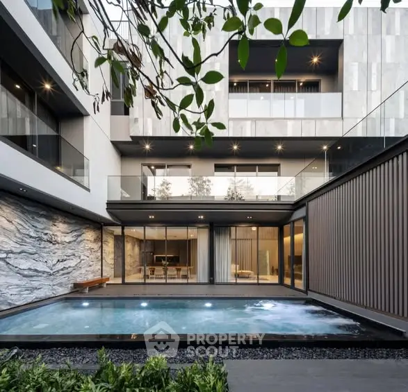 image_rental-27714622