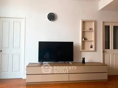  1 Bedroom Condo at Siri Residence Sukhumvit-4