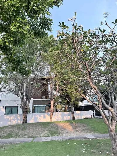 image_rental-27687980