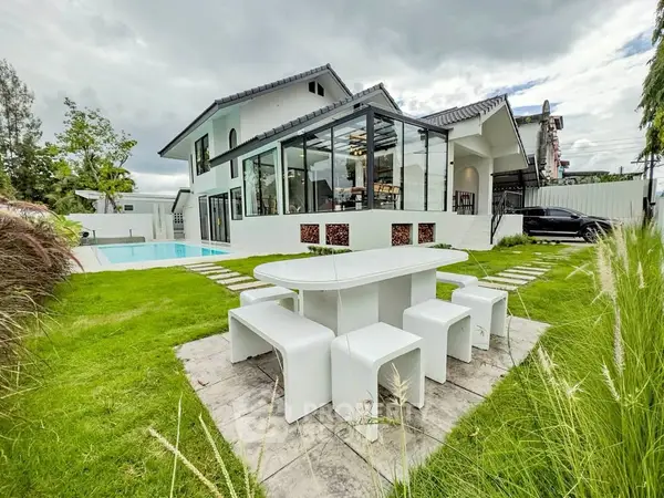 image_rental-28591171