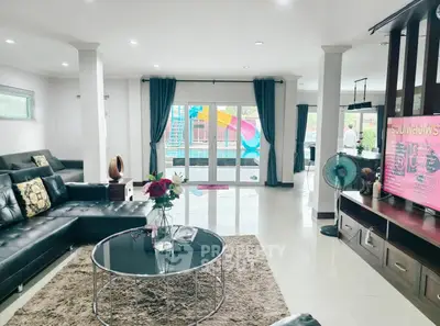 image_rental-31591793