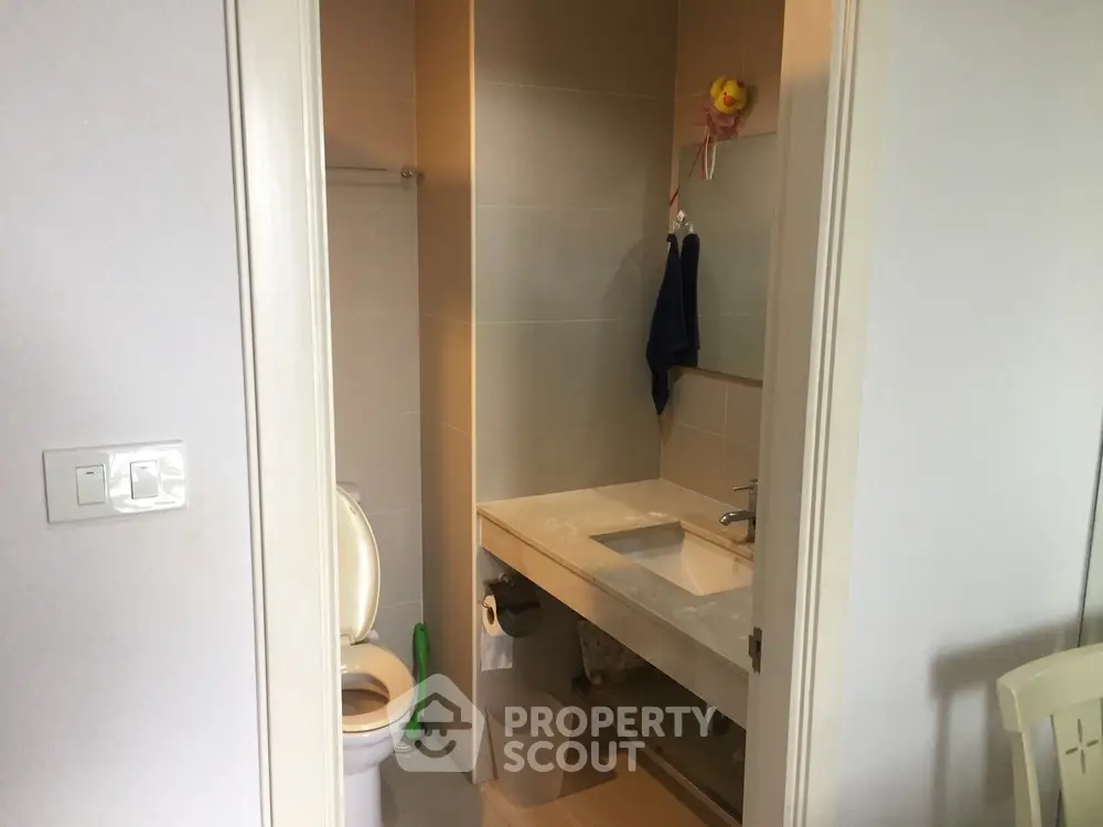  1 Bedroom Condo at Lumpini Suite Pinklao-1