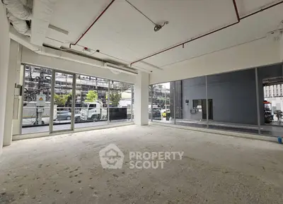 image_rental-29556635