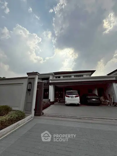 image_rental-31608400