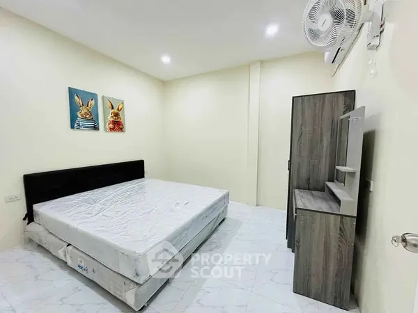 image_rental-27548452