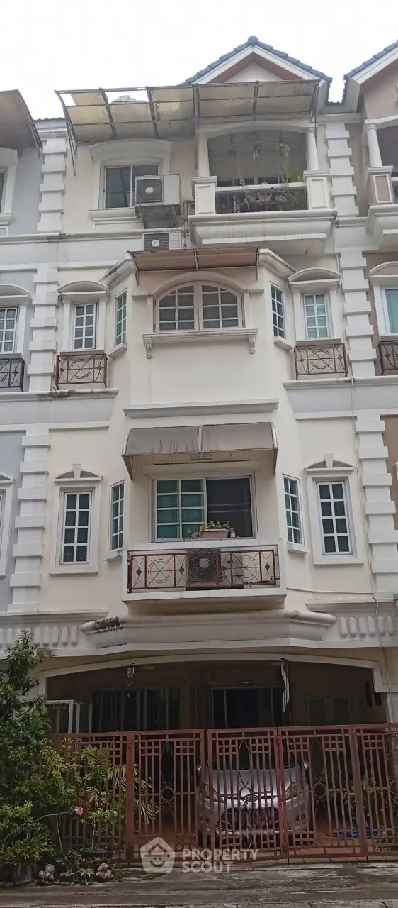 image_rental-26491295