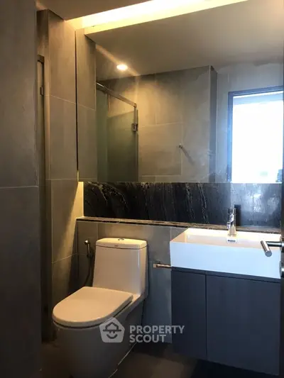  1 Bedroom Condo at The Lumpini 24-2