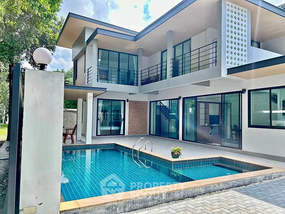 Modern two-story house with private pool and spacious balcony