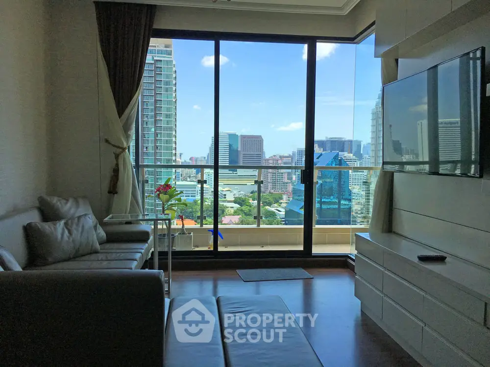  2 Bedrooms Condo at Supalai Elite Sathorn Suanpul-1