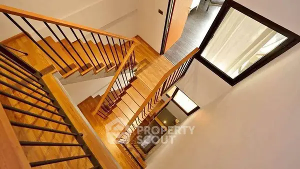 image_rental-29984271