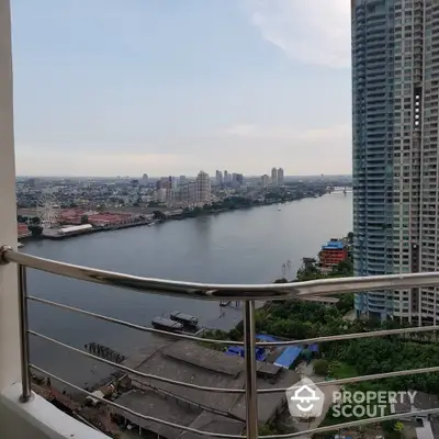  1 Bedroom Condo at Supalai River Place Charoen Nakorn-5