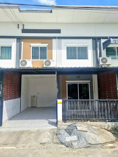 image_rental-26796968