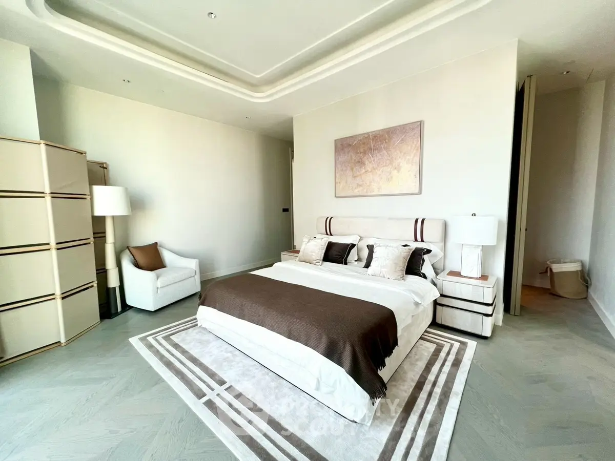 Luxurious modern bedroom with elegant decor and cozy ambiance