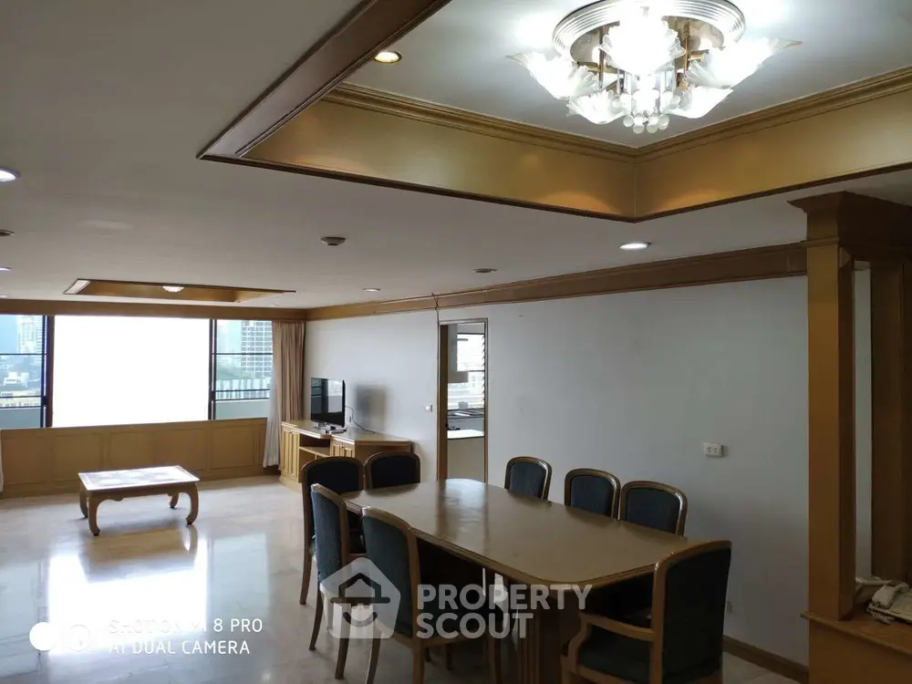  3 Bedrooms Condo -1