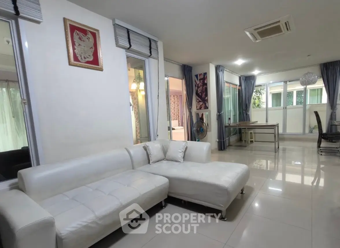 Screenshot 2568-12-03 at 21.53.08.jpg