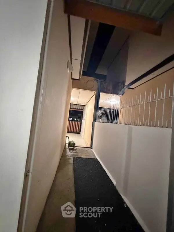 image_rental-28279384