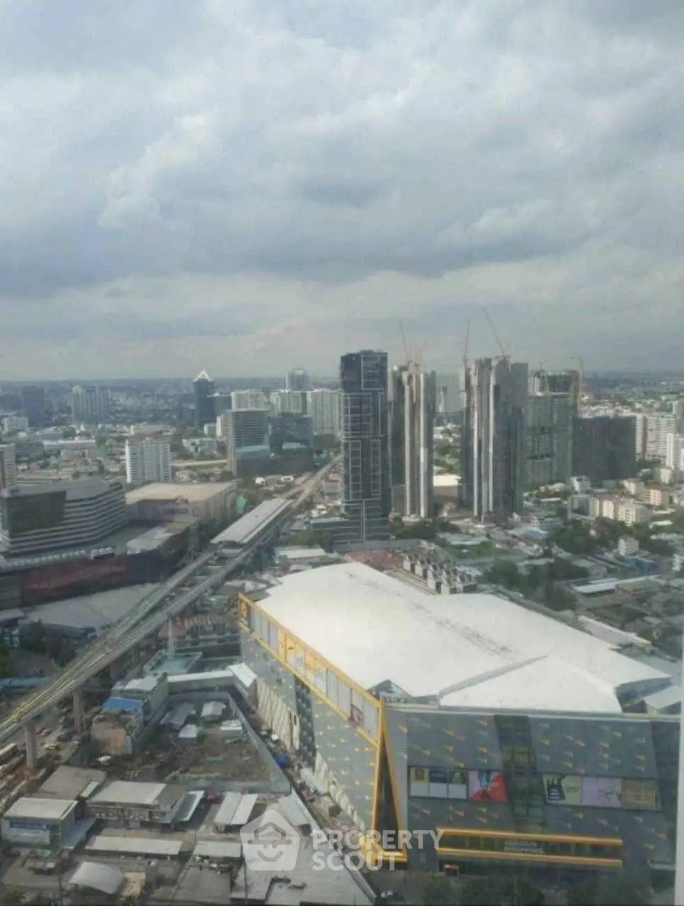 Stunning cityscape view showcasing modern high-rise buildings and urban development.